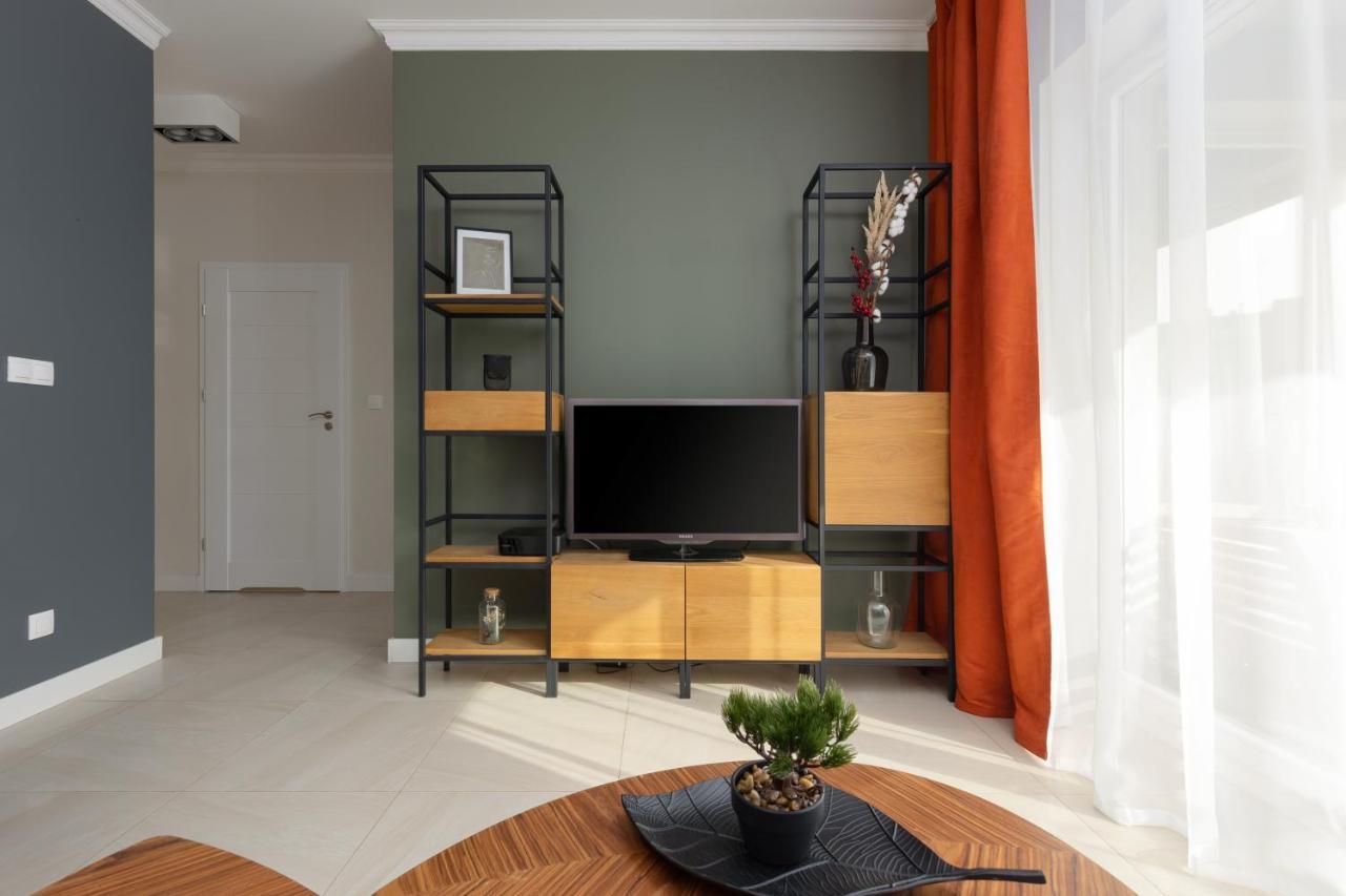 Lakeview Kapelanow Armii Krajowej By Renters Apartment Warsaw