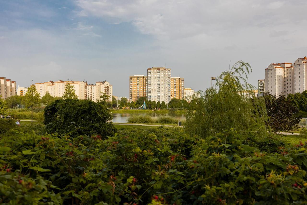 Apartment Lakeview Kapelanow Armii Krajowej By Renters Warsaw
